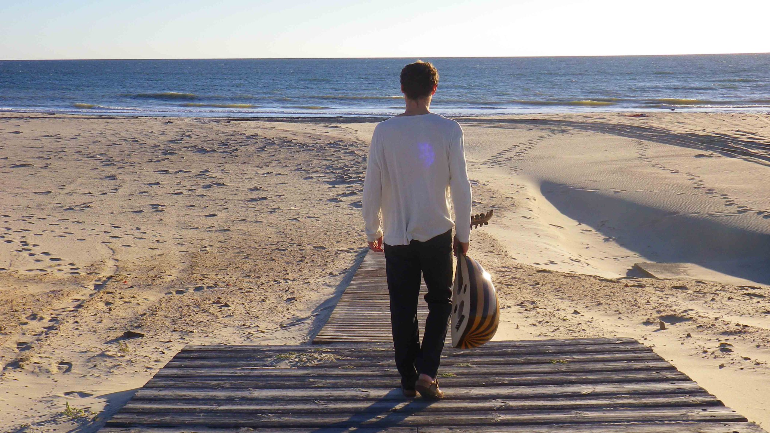 Plage adrien oud de dos
